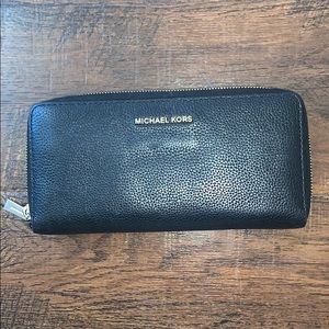 Black wallet